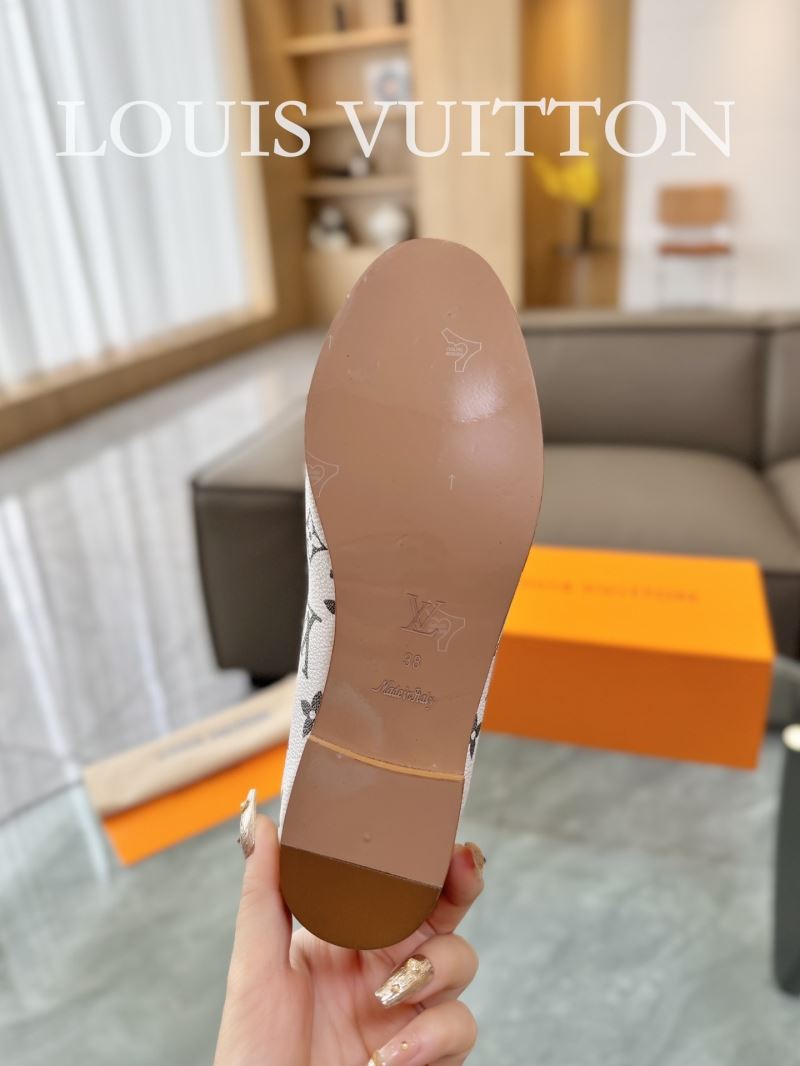 Louis Vuitton Low Shoes